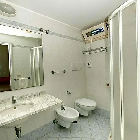 Hotel Saint Louis 3*