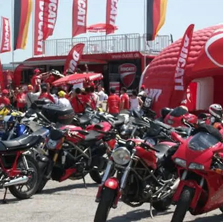 호텔 Saint Louis 3*