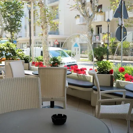 Saint Louis Hotell 3*