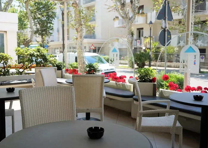 Saint Louis Hotell 3*