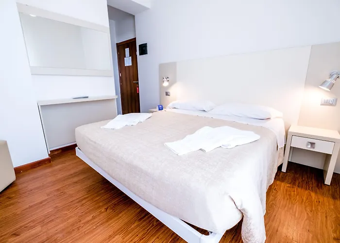 Szálloda Saint Louis 3*