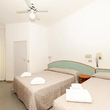 Szálloda Saint Louis 3*