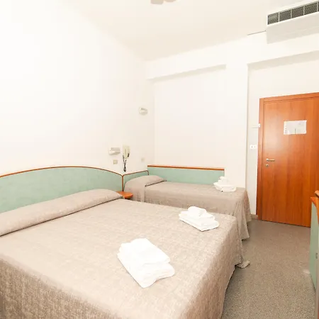 Szálloda Saint Louis 3*