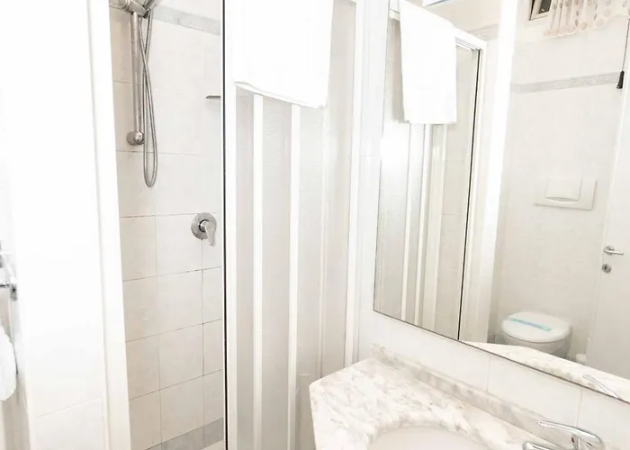 Hotel Saint Louis 3*